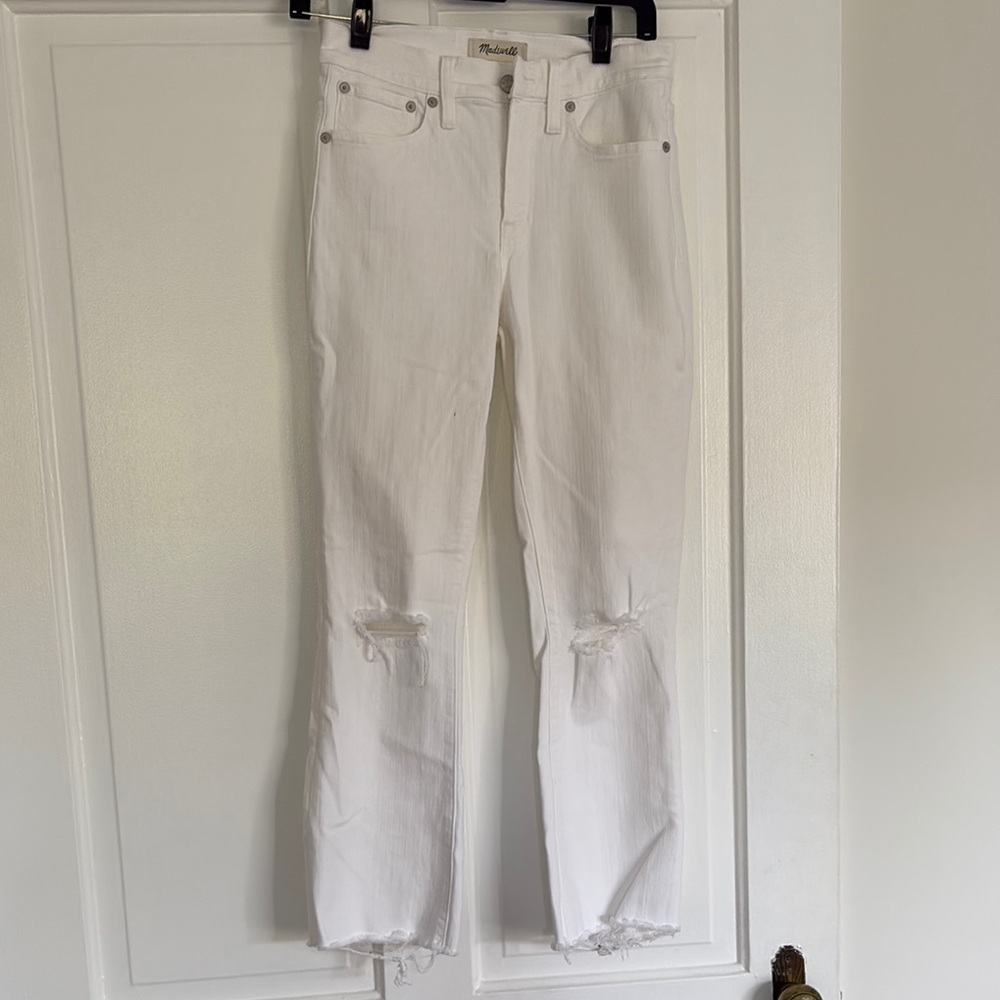 Madewell White Distressed Straight Leg Jeans size 26